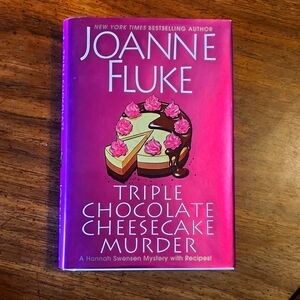 📚5/$15 Triple Chocolate Cheesecake Murder by Joanne Fluke